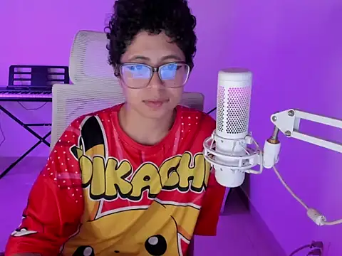 Snapshot of BunnyBellPrincess chatting on April 16, 2026, 3:51 am BunnyBellPrincess online show from April 16, 2026, 3:51 am