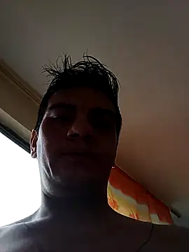 Aturo77 online show from March 10, 2026, 5:06 pm