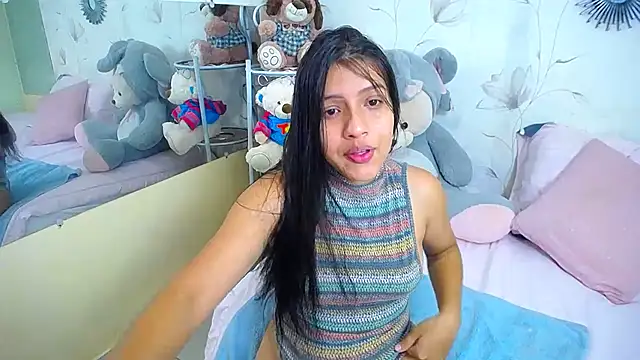 zara cute online show from November 13, 2025, 7:18 pm