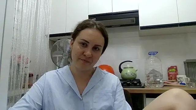 MeadowEyes online show from July 1, 2026, 9:04 pm