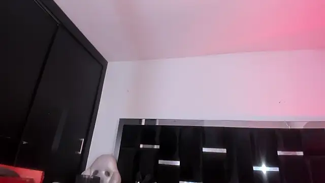 Cami KingSex online show from May 28, 2026, 7:42 pm
