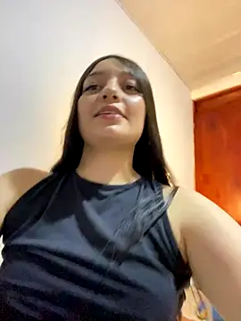   Lorelain   online show from November 4, 2025, 11:30 pm