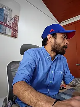 Snapshot of Nateskp_1 chatting on October 19, 2025, 3:37 pm Nateskp 1 online show from October 19, 2025, 3:37 pm