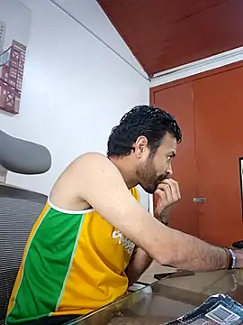 Snapshot of Nateskp_1 chatting on October 27, 2025, 4:30 pm Nateskp 1 online show from October 27, 2025, 4:30 pm