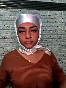 Snapshot of CelestSkyy chatting on October 25, 2025, 12:10 am CelestSkyy online show from October 25, 2025, 12:10 am