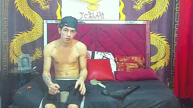 Snapshot of Pride_couple chatting on February 3, 2026, 11:21 pm Pride couple online show from February 3, 2026, 11:21 pm