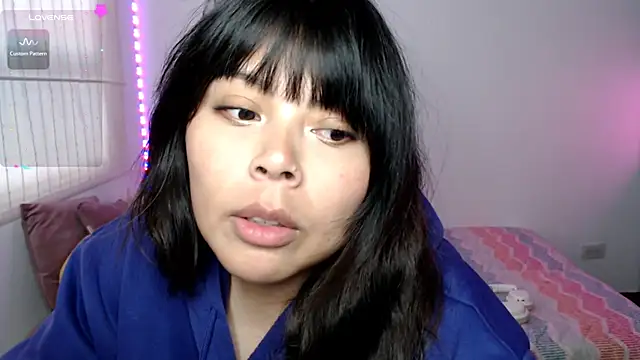 EllieMoonX online show from July 9, 2026, 10:42 pm