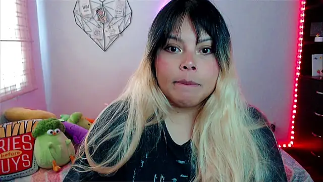 EllieMoonX online show from March 7, 2026, 7:30 pm