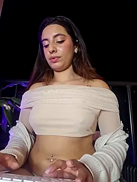 Meganthomson online show from February 3, 2026, 2:53 am