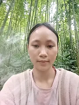 minachao- online show from December 18, 2025, 7:57 am