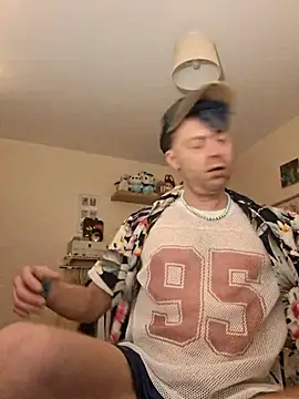 DelayedAnalog720 online show from November 21, 2025, 3:38 am