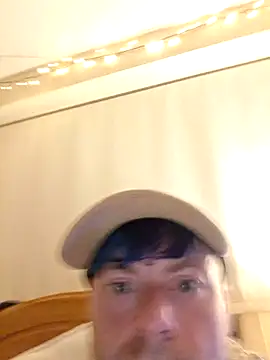 DelayedAnalog720 online show from November 13, 2025, 11:41 pm