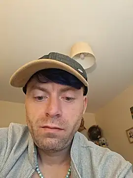 DelayedAnalog720 online show from November 20, 2025, 3:02 pm