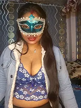 Sweet-Maddlina online show from November 22, 2025, 1:43 pm