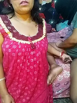 modhu82 online show from November 15, 2025, 6:56 pm