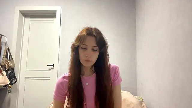 WildPeachh online show from October 23, 2025, 6:17 pm