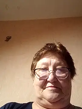 Katherine735 online show from May 6, 2026, 8:02 pm