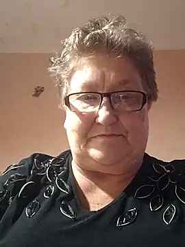 Katherine735 online show from November 26, 2025, 12:05 pm