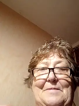 Katherine735 online show from October 21, 2025, 9:36 pm