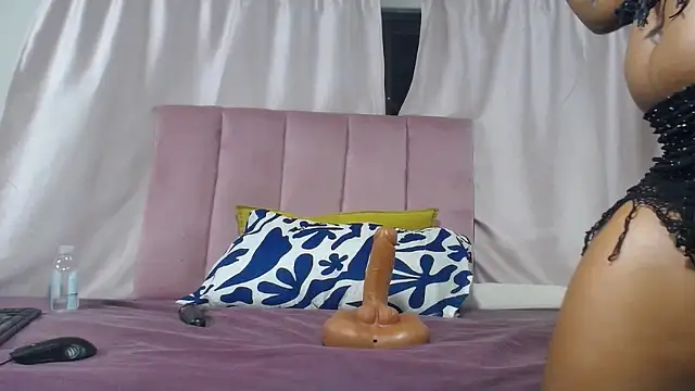 Kelly-001 online show from March 18, 2026, 7:37 pm