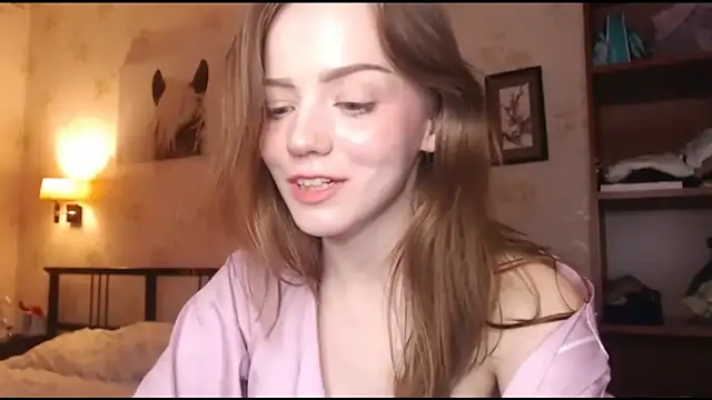 Olivia Mensy online show from October 15, 2025, 9:39 am
