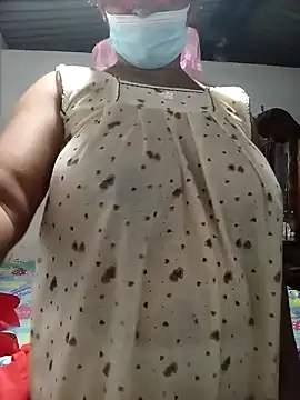 Snapshot of HarshiStar7 chatting on March 4, 2026, 9:33 pm HarshiStar7 online show from March 4, 2026, 9:33 pm