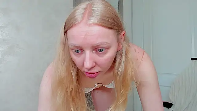 SundyRose online show from June 20, 2026, 6:18 am