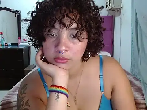 ari thompson online show from January 6, 2026, 10:47 pm