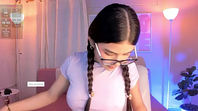 Snapshot of MarianaaDooll chatting on March 18, 2026, 1:35 pm MarianaaDooll online show from March 18, 2026, 1:35 pm