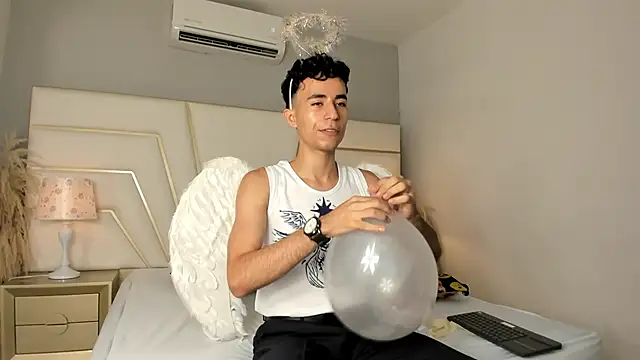 Zahir Ashar online show from October 31, 2025, 11:18 am