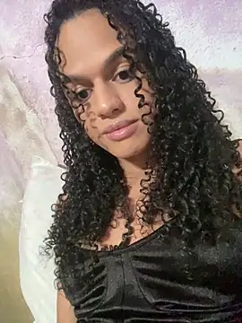 Snapshot of Scarlett_Vyxen25 chatting on November 18, 2025, 6:11 pm Scarlett Vyxen25 online show from November 18, 2025, 6:11 pm