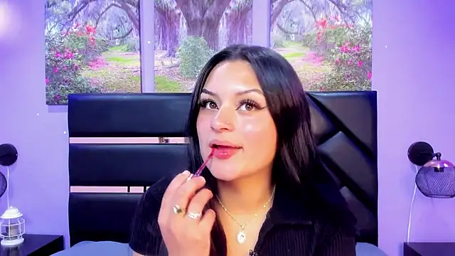 GAbrielaBotero online show from January 6, 2026, 7:40 pm