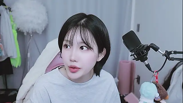 MISA 02 online show from May 29, 2026, 3:34 am