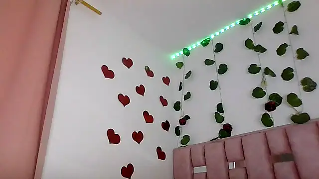 Snapshot of abby_moss_2 chatting on March 1, 2026, 1:22 pm abby moss 2 online show from March 1, 2026, 1:22 pm