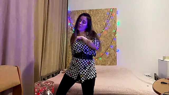 OrdinaIPit online show from November 21, 2025, 8:19 pm