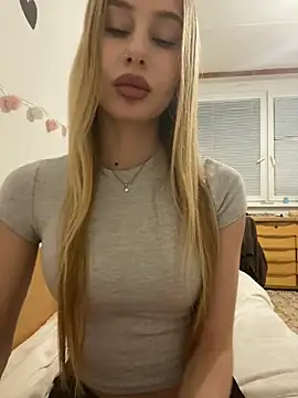 Snapshot of RemyStyles chatting on February 7, 2026, 9:45 pm RemyStyles online show from February 7, 2026, 9:45 pm