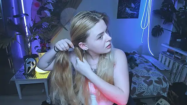 Snapshot of Alexa__Pirs chatting on October 20, 2025, 3:56 pm Alexa Pirs online show from October 20, 2025, 3:56 pm