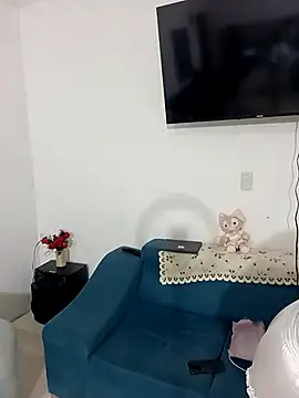 Candelahot69 online show from October 17, 2025, 12:25 am