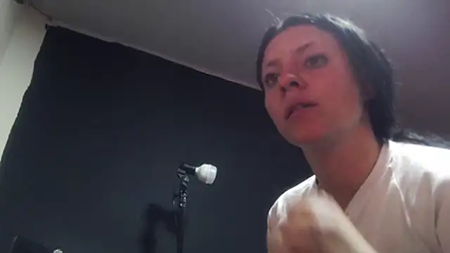 Liastark online show from March 3, 2026, 7:43 pm