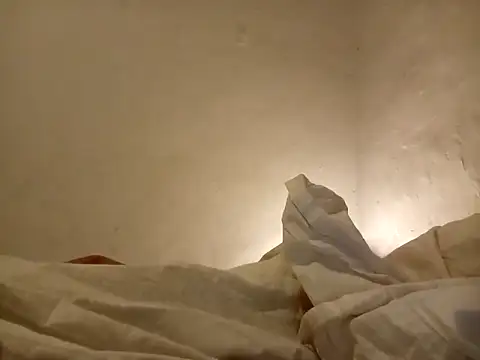 Snapshot of jjLARAY chatting on November 17, 2025, 7:23 am jjLARAY online show from November 17, 2025, 7:23 am