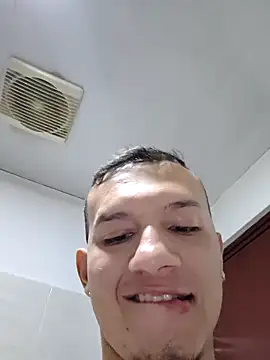 andriu656 online show from October 13, 2025, 4:03 am