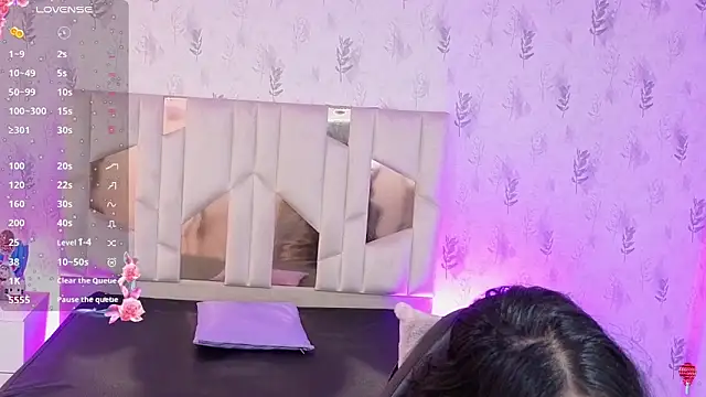 MARIANA TAY1 online show from April 11, 2026, 3:14 am