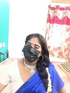 tamil-aunt online show from October 14, 2025, 4:35 am
