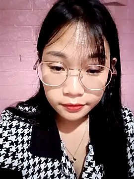 Snapshot of Rose-nice chatting on October 22, 2025, 2:49 pm Rose-nice online show from October 22, 2025, 2:49 pm
