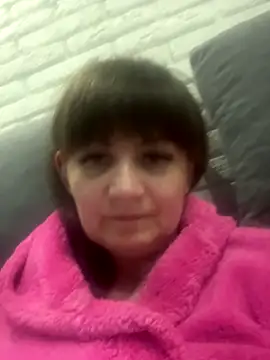 Butterfly8385 online show from December 1, 2025, 8:10 pm