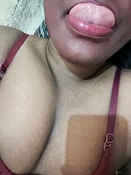 Lovely Payal online show from November 2, 2025, 3:06 pm