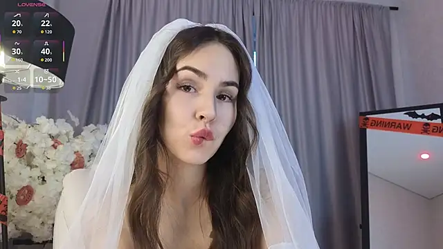 LionKierra online show from October 31, 2025, 4:09 am