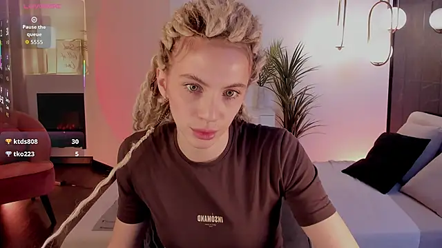 mia silkk online show from October 23, 2025, 7:07 am