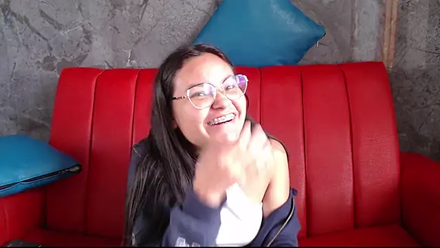 Snapshot of _kita chatting on December 22, 2025, 8:42 pm kita online show from December 22, 2025, 8:42 pm