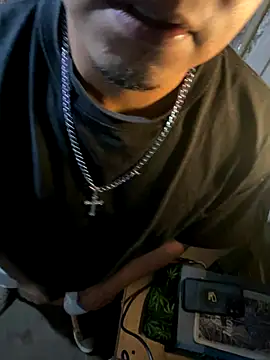 Snapshot of Morrohot13 chatting on October 31, 2025, 3:41 pm Morrohot13 online show from October 31, 2025, 3:41 pm